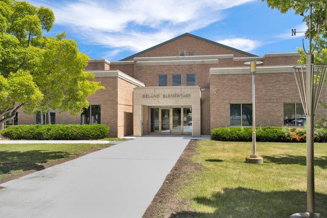 1015 Legacy Drive, Delano, MN 55328