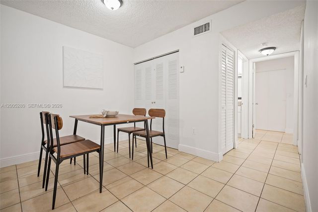 7195 NW 179th St 106, Hialeah, FL 33015