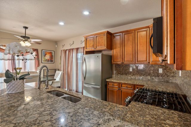 321 E Euclid Ave, Stockton, CA 95204