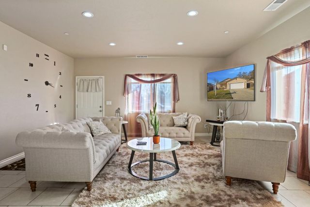 321 E Euclid Ave, Stockton, CA 95204