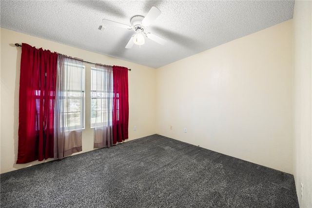 1045 S Saunders St, Aransas Pass, TX 78336