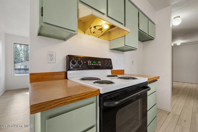 752 E Timber LN, Coeur D'alene, ID 83815