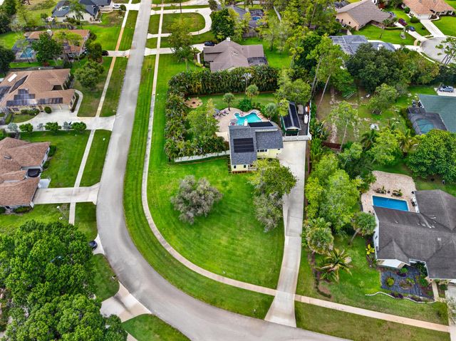 13074 La Mirada Circle, Wellington, FL 33414