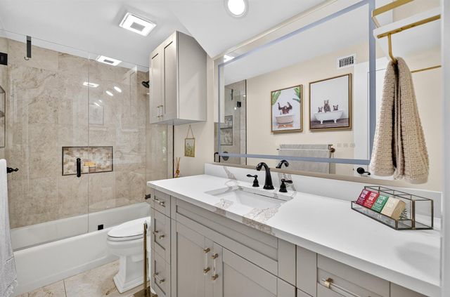 13074 La Mirada Circle, Wellington, FL 33414