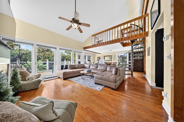 13074 La Mirada Circle, Wellington, FL 33414