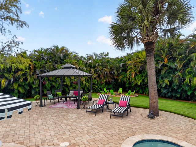 13074 La Mirada Circle, Wellington, FL 33414