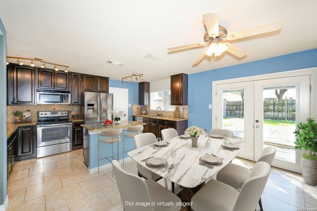 7267 Autumn, San Antonio, TX 78249