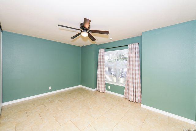 7267 Autumn, San Antonio, TX 78249