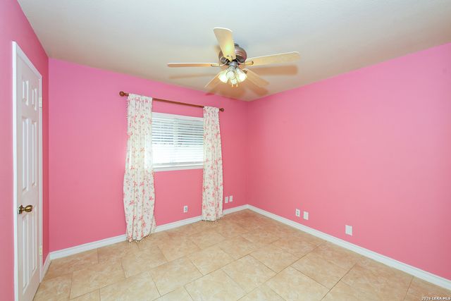 7267 Autumn, San Antonio, TX 78249