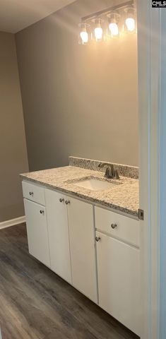 13 Woodlawn Avenue, Sumter, SC 29150