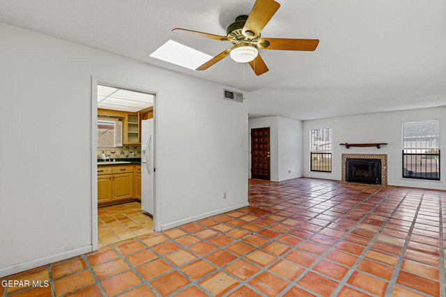 730 ESPADA Drive C, El Paso, TX 79912