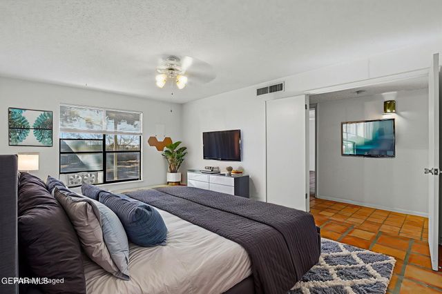 730 ESPADA Drive C, El Paso, TX 79912