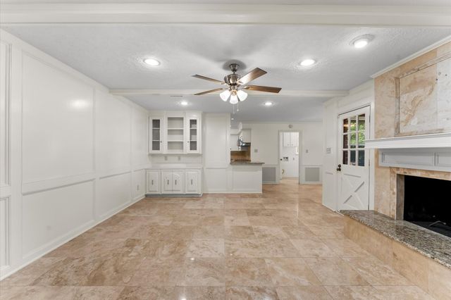 7311 17th Green Drive, Humble, TX 77346