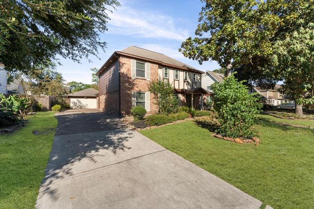 7311 17th Green Drive, Humble, TX 77346