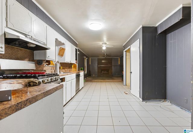5713 14TH STREET S, Bessemer, AL 35020