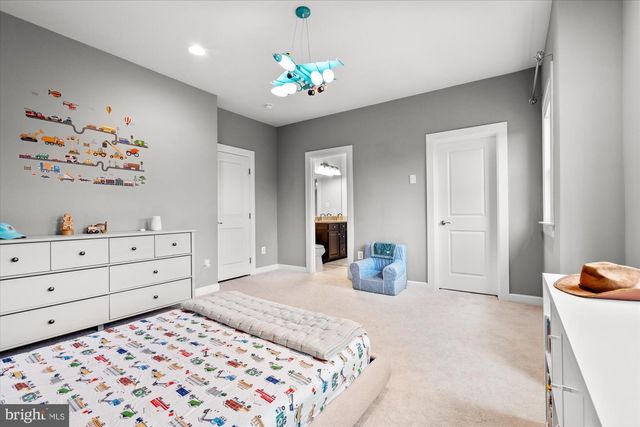 9091 BEAR BRANCH PL, Fairfax, VA 22031