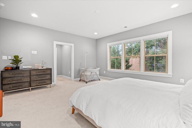 9091 BEAR BRANCH PL, Fairfax, VA 22031