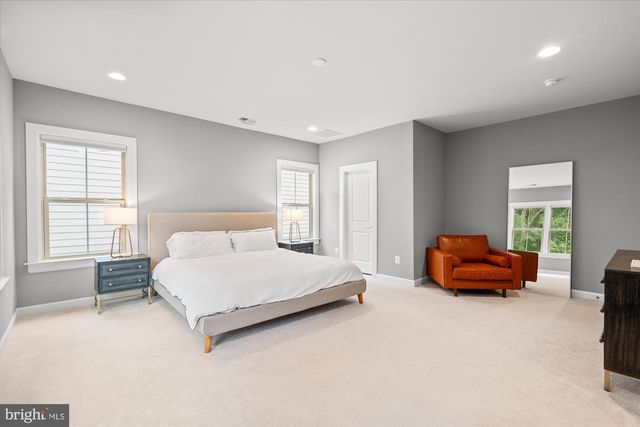 9091 BEAR BRANCH PL, Fairfax, VA 22031