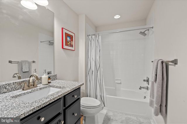 9091 BEAR BRANCH PL, Fairfax, VA 22031