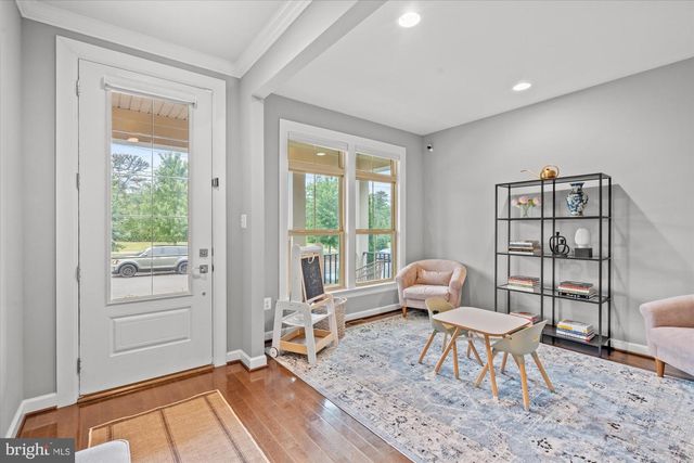 9091 BEAR BRANCH PL, Fairfax, VA 22031