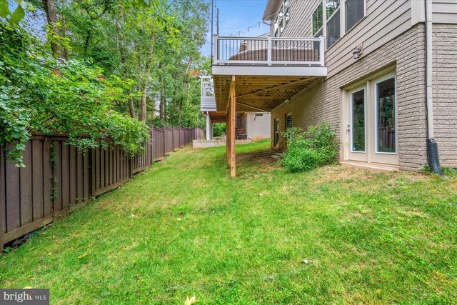 9091 BEAR BRANCH PL, Fairfax, VA 22031