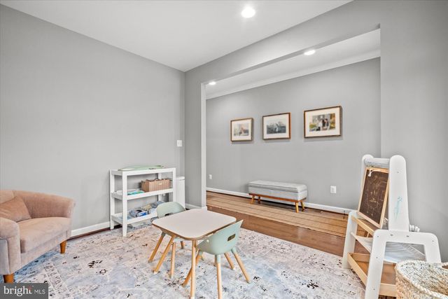 9091 BEAR BRANCH PL, Fairfax, VA 22031