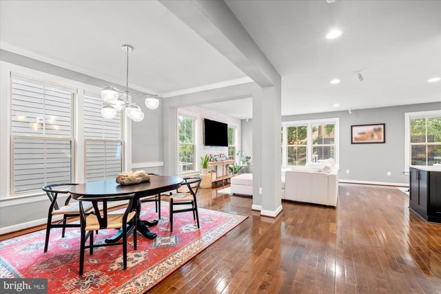 9091 BEAR BRANCH PL, Fairfax, VA 22031