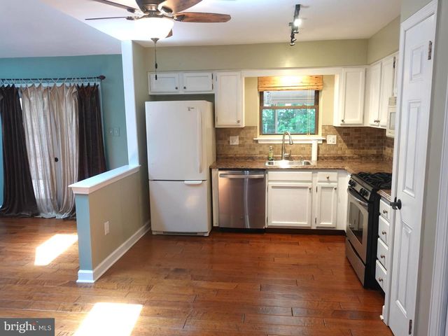 75 PEREGRINE DR, Voorhees, NJ 08043