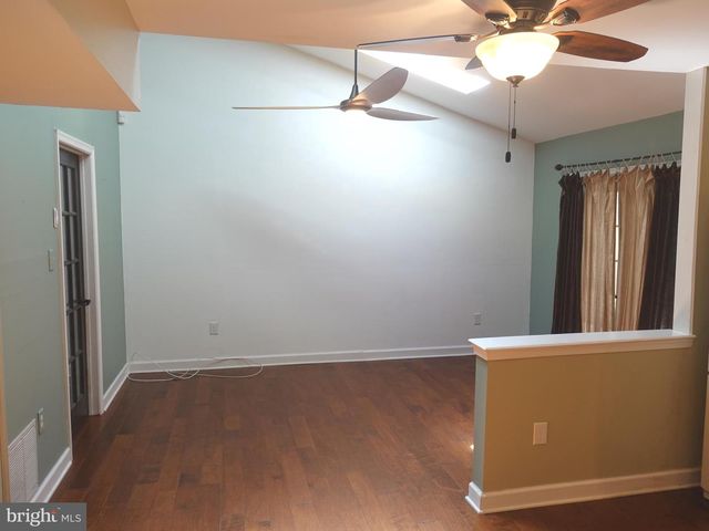 75 PEREGRINE DR, Voorhees, NJ 08043