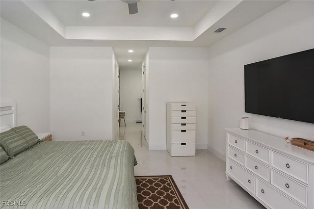 207 SE 2nd AVE, Cape Coral, FL 33990