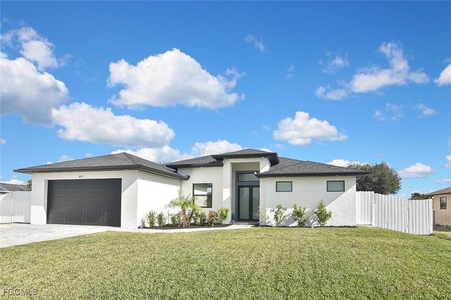 207 SE 2nd AVE, Cape Coral, FL 33990