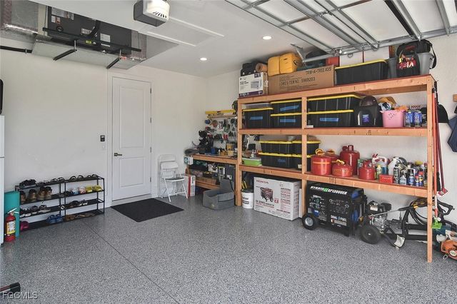 207 SE 2nd AVE, Cape Coral, FL 33990