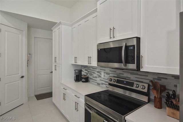 207 SE 2nd AVE, Cape Coral, FL 33990