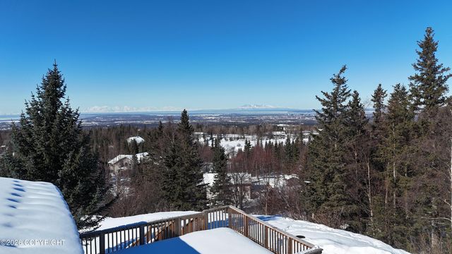 11100 Hideaway Trail, Anchorage, AK 99507