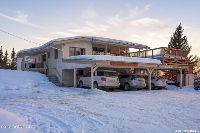 11100 Hideaway Trail, Anchorage, AK 99507