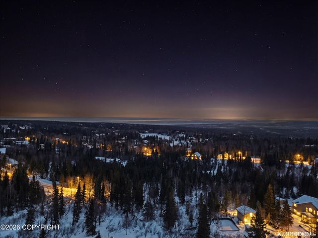 11100 Hideaway Trail, Anchorage, AK 99507