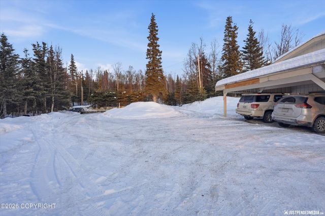 11100 Hideaway Trail, Anchorage, AK 99507