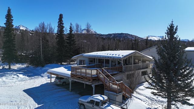 11100 Hideaway Trail, Anchorage, AK 99507
