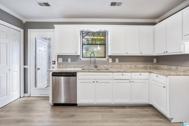 2153 CHESHIRE DRIVE, Birmingham, AL 35235