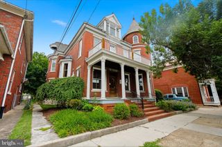 310 W BURKE ST, Martinsburg, WV 25401