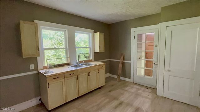 14567 Pease Road, Maple Heights, OH 44137