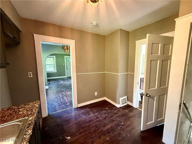 14567 Pease Road, Maple Heights, OH 44137