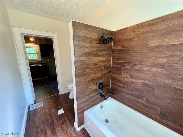 14567 Pease Road, Maple Heights, OH 44137