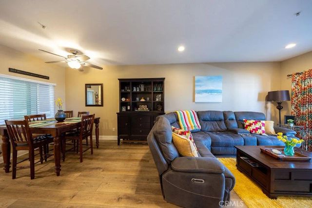 1516 Pacific Coast, Huntington Beach, CA 92648