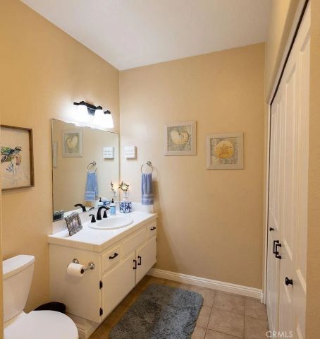 1516 Pacific Coast, Huntington Beach, CA 92648