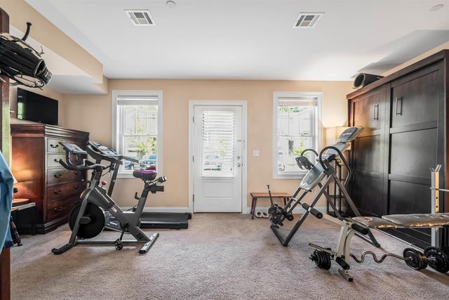 35 Callaway Dr Unit 6, Concord, NH 03301