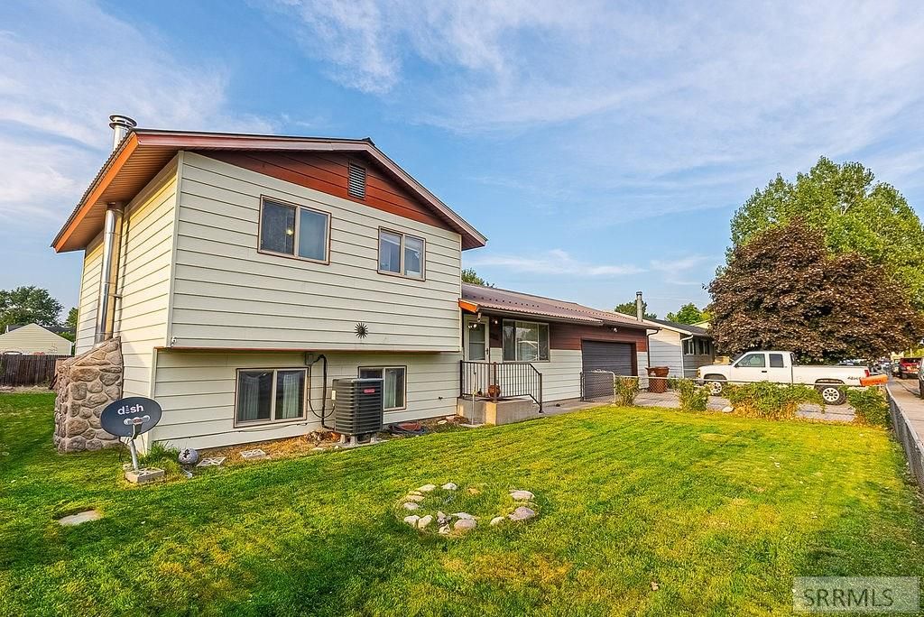 Image 8 of property listing at 814 Boyd, Pocatello, ID 83202