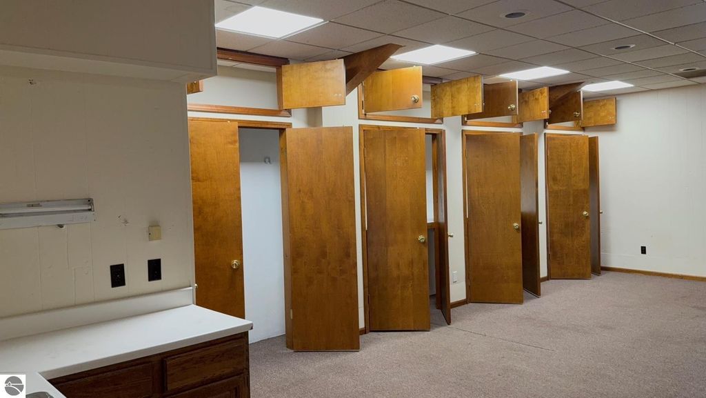 Image 2 of property listing at 4049 "B" E Northwind Drive, Mt Pleasant, MI 48858