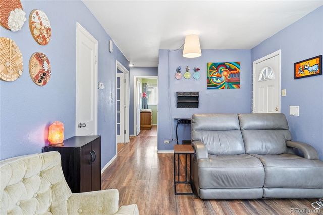 2057 Ironton Street, Aurora, CO 80010