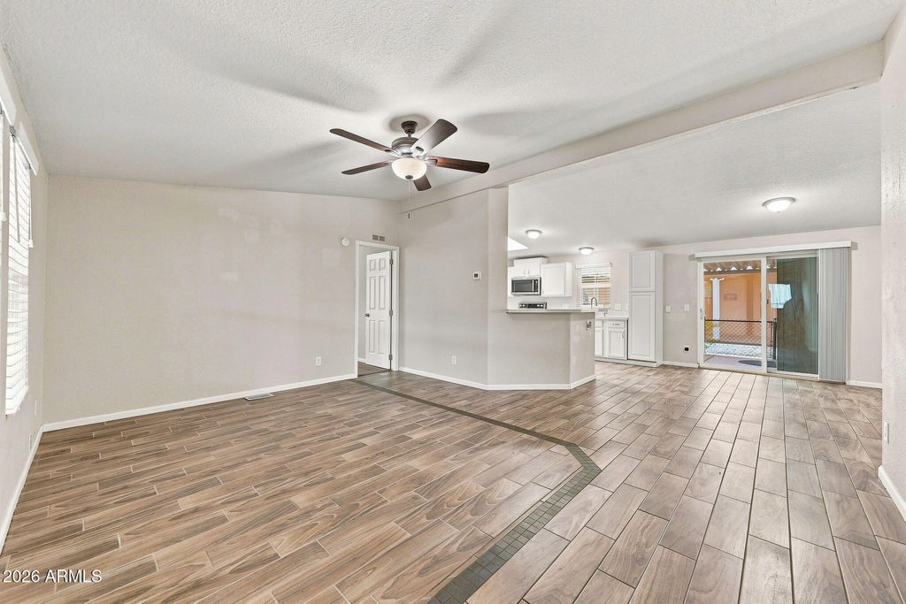 40598 N EAGLE Street, San Tan Valley, AZ 85140 — photo 4